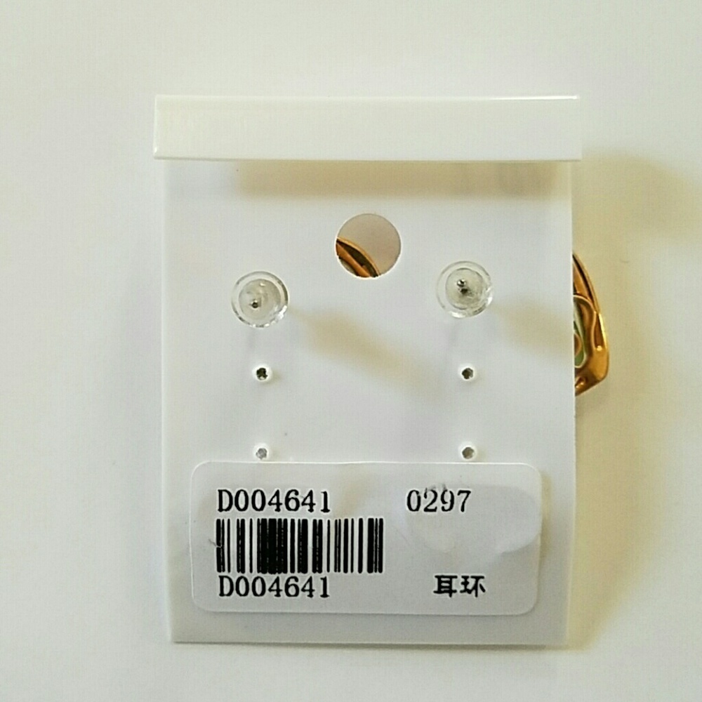 Fashion Earrings NWT - BOGO Sale - Picture 4 of 6